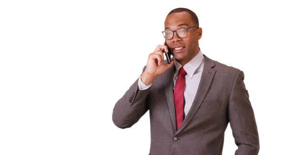 Ένας Μαύρος Άνδρας Χρησιμοποιεί Τηλέφωνό Του Για Την Επιχείρηση — Φωτογραφία Αρχείου