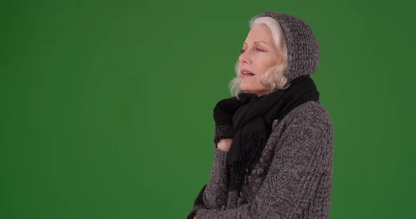 Mature Caucasian Female Shivering Cold Weather Green Screen — Stock Photo, Image