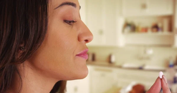 Close Healthy Latina Female Taking Pill Drinking Water Kitchen — Stock Photo, Image