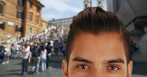 Nahaufnahme Eines Jungen Millennials Mit Undercut Rom Der Nähe Spanischer — Stockfoto