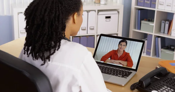 Female Patient Talking African American Doctor Video Chat — Stock Photo, Image