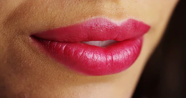Mexicaanse Vrouw Lusciuos Lippen — Stockfoto