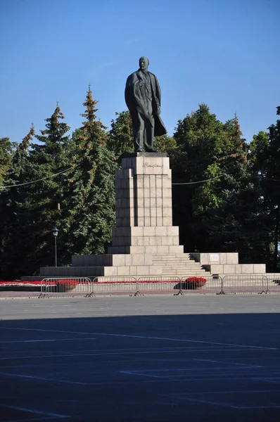 Памятник Лидеру Советского Народа Революции Коммунизма — стоковое фото