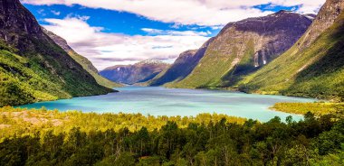 Norveççe Wunderschner Fjord