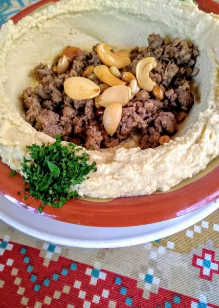 Hummus oriental, comida vegetariana —  Fotos de Stock
