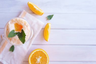 portakal Smoothie, portakal ve nane ile milkshake