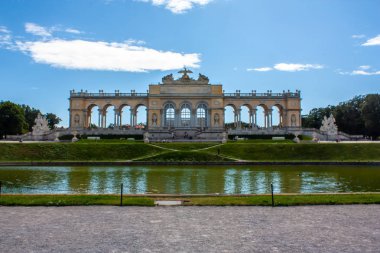 Gloriette'te panoramatik görünüm, Schonbrunn Park, Viyana