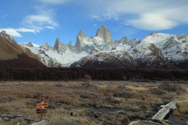 Arjantin, El Chalten, Fitz Dağı 'nın buzlu manzarası.