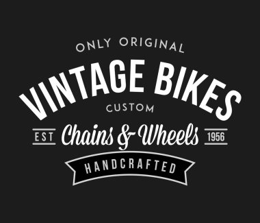 Bisikletler bağbozumu zincirleri ve siyah beyaz jant olduğunu Bisiklete binme ve güzel yerleri keşfetmek hakkında