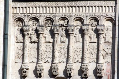  Vladimir 'deki Dmitrievsky Katedrali' nin taş oyması