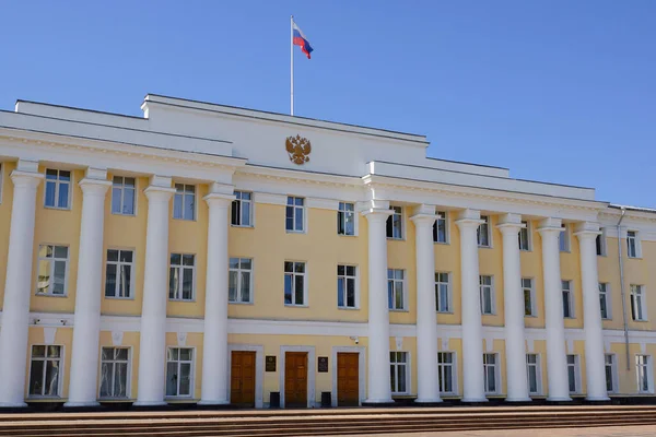 ニジニ ノヴゴロド ロシア 2019年9月11日 ニジニ ノヴゴロド地域の立法議会 クレムリンの領土 建物は選挙委員会とベラルーシ大使館の部門を収容しています — ストック写真