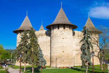 Bir güzel güneşli yaz günü Soroka şehir Moldova kalede Xv yüzyılın. Dinyester Nehri sağ kıyısında yer. Soroky, Moldova. Fort 1499 yılında Moldova Prens tarafından inşa