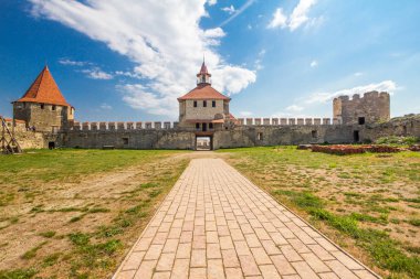Eski Kalesi şehrin Bender, Transdinyester Cumhuriyeti Dniester nehrinde. Şehir altında Moldova denetimin sınırları içinde sahiline Cumhuriyeti yaz güneşli bir günde tanınmadı..