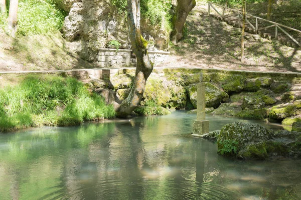 Nascimento Rio Ebro Fontibre Cantábrico Espanha — Fotografia de Stock