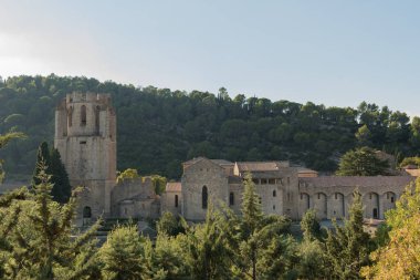 Lagrasse Manastırı, Fransa.