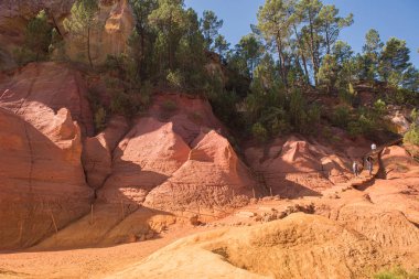 Roussillon 'daki Ochre Patikası, Ocres Sentier des Ocres, bir n' de yürüyüş yolu.