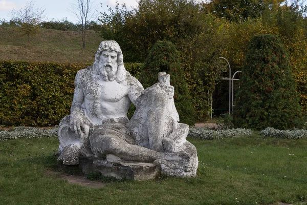 Statua Nettuno Nel Giardino Del Castello Zolochiv Ucraina — Foto Stock