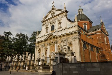Cracow, Polonya'daki Aziz Peter ve Paul Kilisesi. Barok tarzda 17.