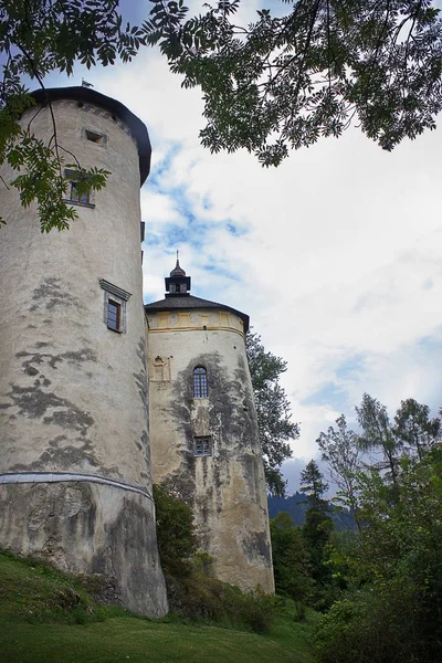 Türme Der Alten Burg Dunajec Nedzice Polen Sehenswürdigkeiten Europas — Stockfoto