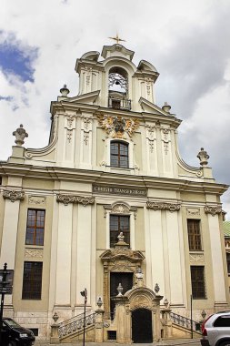 Krakow, Polonya 'daki Tanrı' nın Dönüşümü Kilisesi. Barok tarzında 18. yüzyılın Katolik kilisesi. Avrupa 'nın manzarası