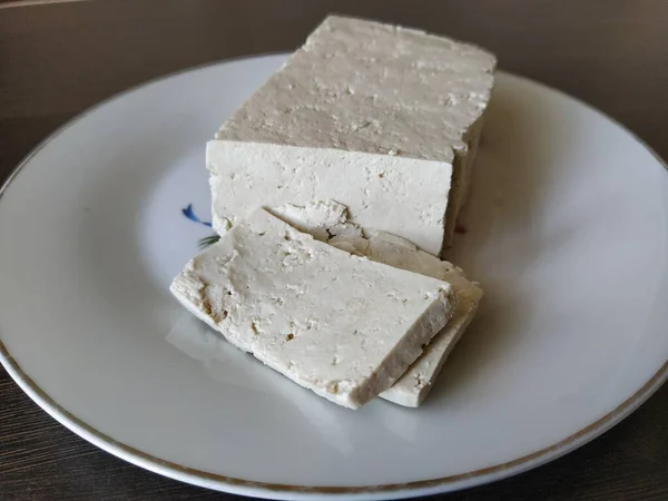 Куски Сыра Тофу Тарелке — стоковое фото