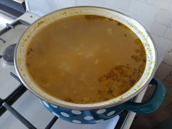 Casserole Avec Soupe Sur Poêle — Photo