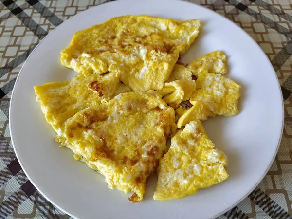 Plate Omelet Table — Stock Photo, Image