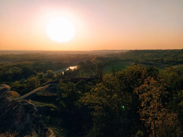 Coucher Soleil Vallée Wirh Buissons Avec Des Arbres Ciel Rivière — Photo