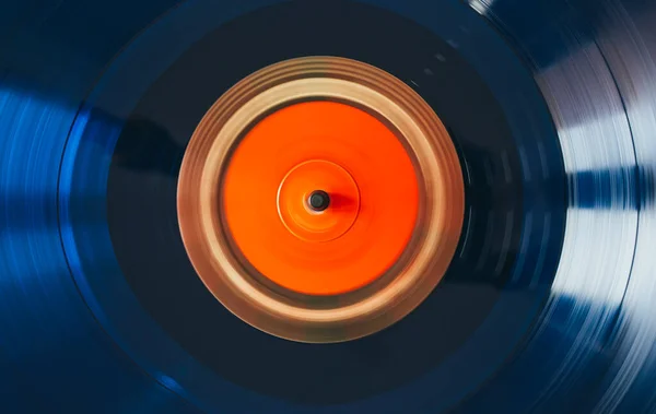 Närbild Blå Vinylskiva Som Spelas — Stockfoto