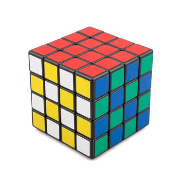 KRAGUJEVAC, SERBIA - 14 Ocak 2014: Beyaz arkaplanda Rubik küpü. Rubik Küpü, 1974 yılında Macar mimar Erno Rubik tarafından icat edildi..