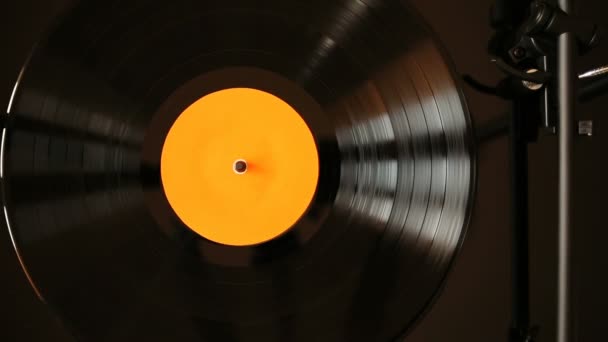 Grammofon Spelar Vinylskiva — Stockvideo