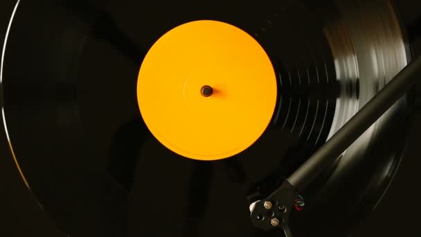 Audiofil Flip Vinyl Skivsida Skivtallriken Grammofon Spelar Vinylskiva — Stockvideo