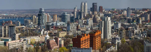 Foto Panoramische Foto Achtergronden Landschap Bovenaanzicht Voorjaar Stad Dnjepr Oekraïne — Stockfoto