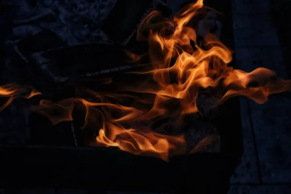 Imagen Fuego Ardiente Con Leña Quemada Macro Foto —  Fotos de Stock