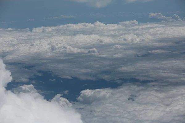 Céu com nuvens, quadro, fundo, paisagem característica — Fotografia de Stock