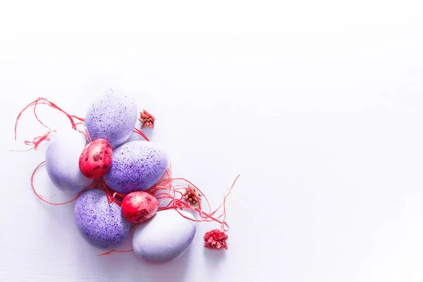 Πασχαλινά Αυγά Ανοιχτόχρωμο Φόντο Top View Αντιγράψτε Χώρο — Φωτογραφία Αρχείου