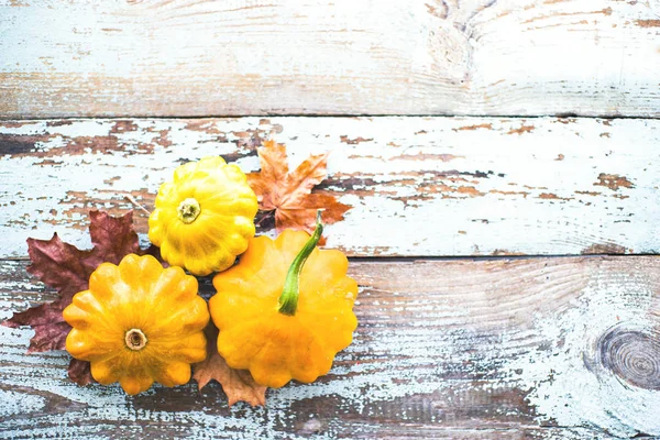 Yellow Pumpkins Autumn Leaves Old Wooden Background Bright Autumn Background — Stock Photo, Image