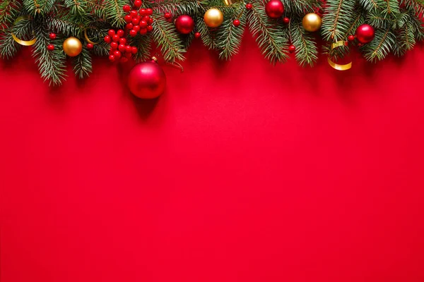 Natal Fundo Vermelho Com Decorações Natal Vista Superior Com Espaço — Fotografia de Stock