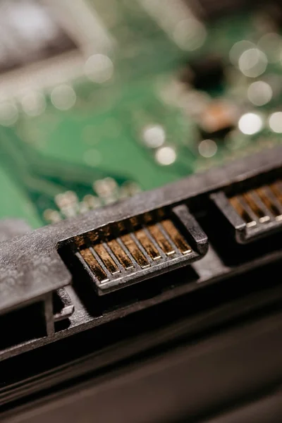 makro çekim sabit disk ve ssd sata bağlantı noktası