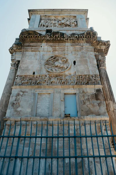 Arch Titus Roma İtalya mimarisi