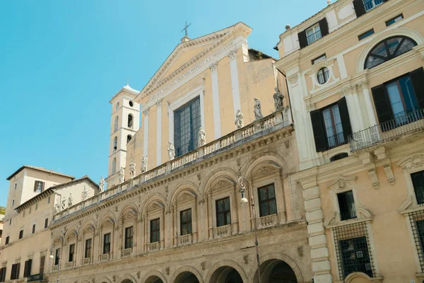 Santi Apostoli Basilica Roma İtalya