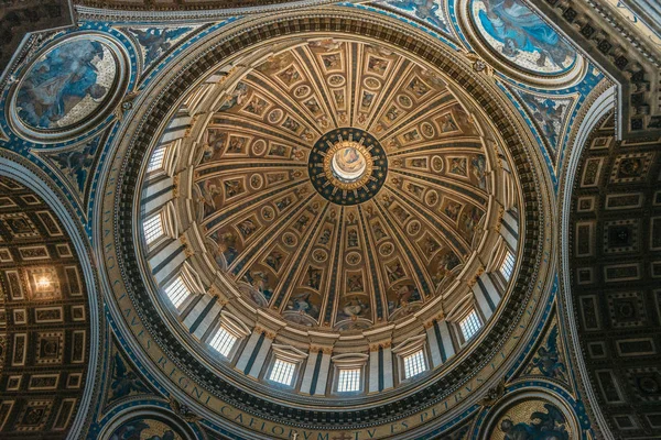 Peter Basilica Rom Italien Topp Tak Dom — Stockfoto