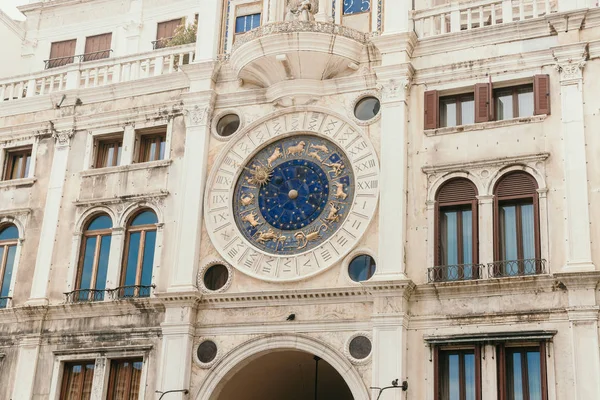 St Mark'ın saat kulesi Piazza San Marco Venezia İtalya