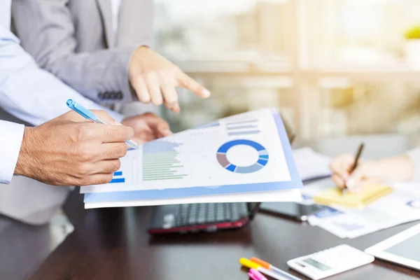 Close Team Business People Discussing Financial Plan Office — Stock Photo, Image