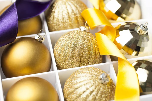 Gouden Kerstballen Het Vak — Stockfoto