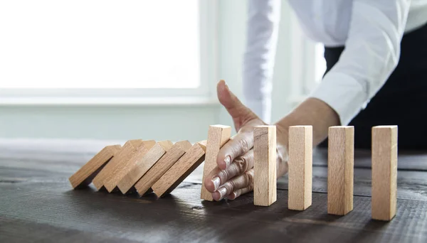 Stop the domino effect — Stock Photo, Image