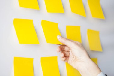 Fikir postit yapışkan not