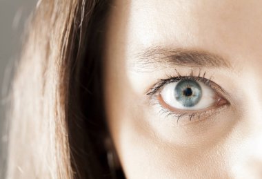 Close-Up kadının mavi göz