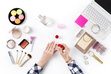 Makyaj kozmetik ile Güzellik blogger