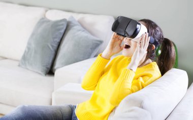 Sanal gerçeklik eğlenmek